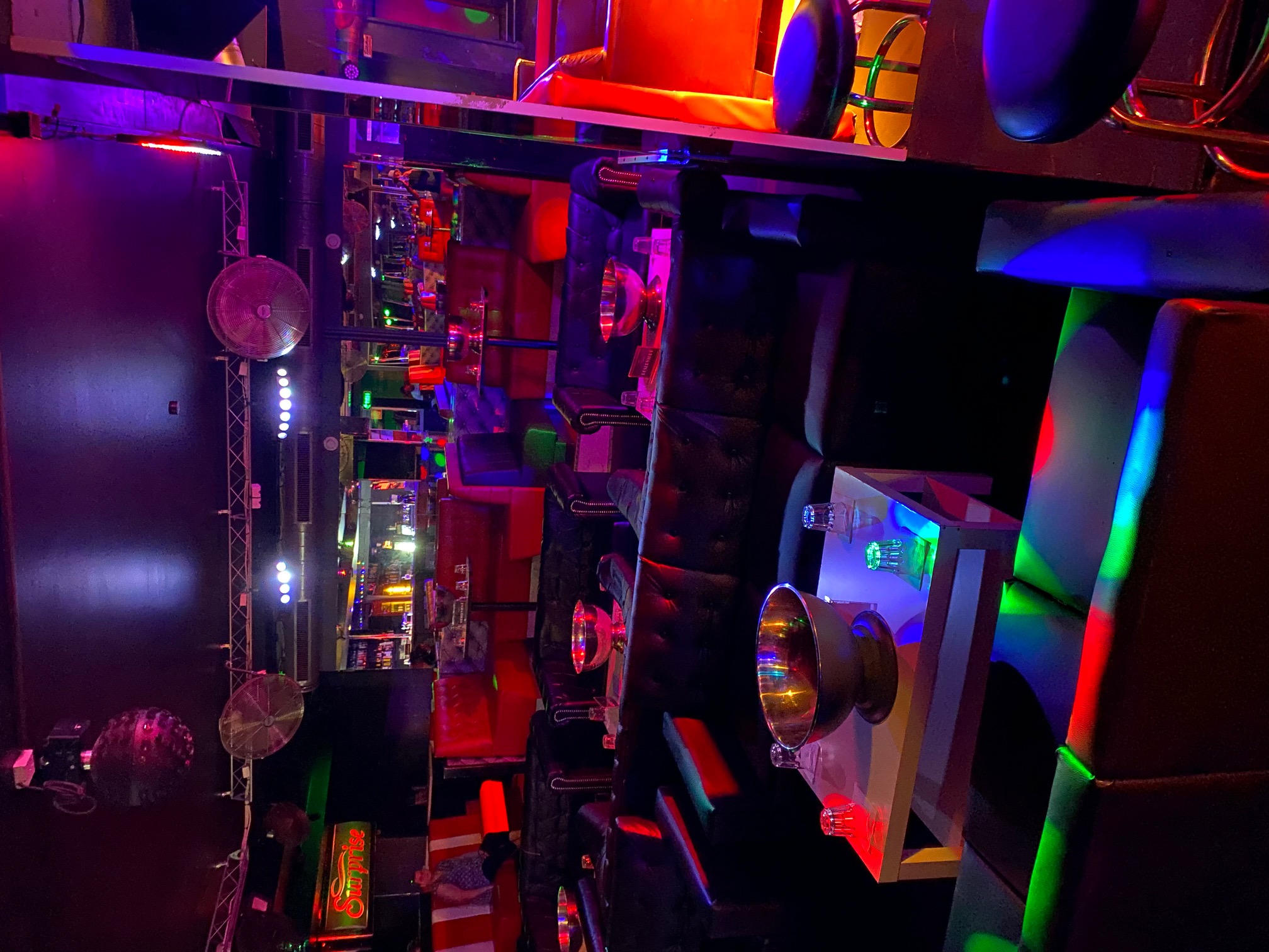 surprise club berlin dancefloor