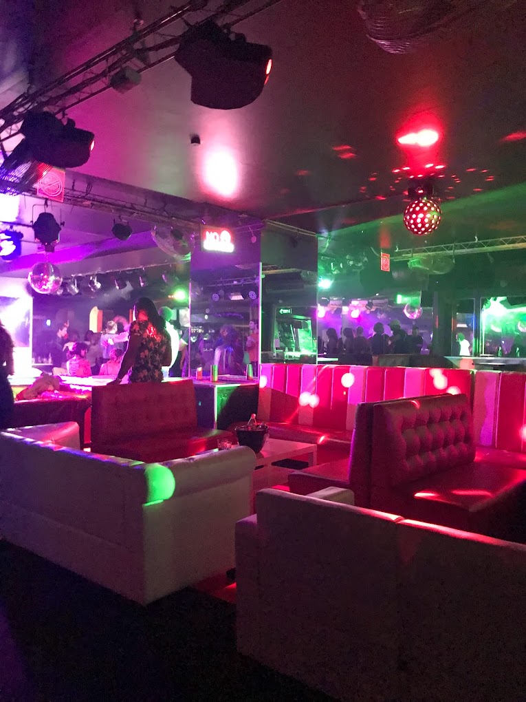 surprise club berlin dancefloor