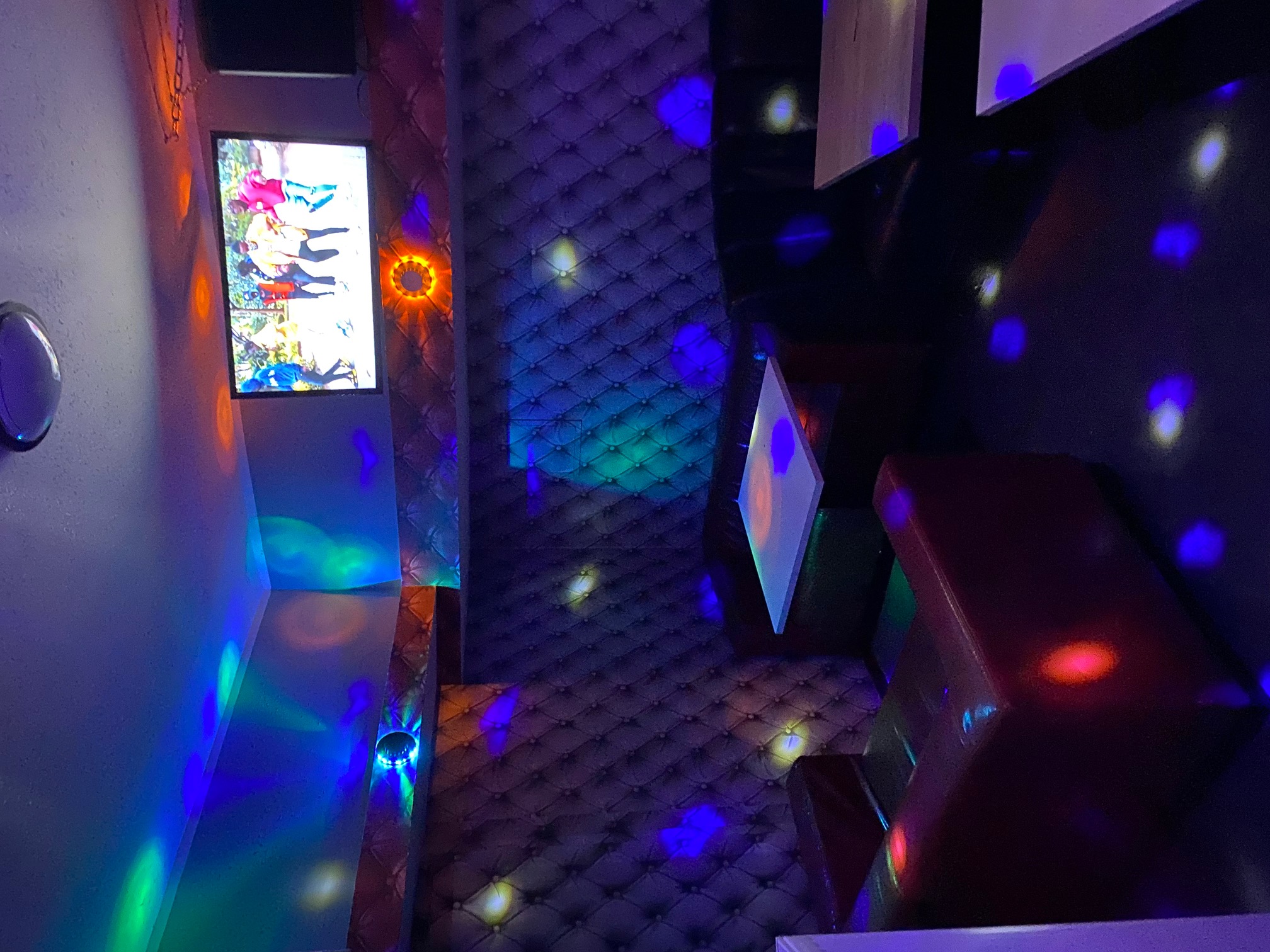 surprise club berlin dancefloor