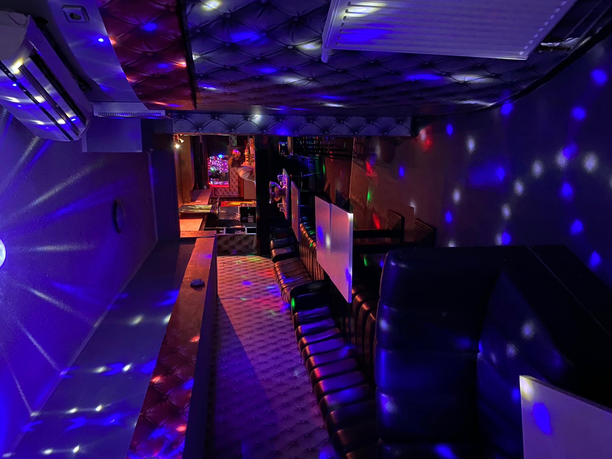 surprise club berlin dancefloor